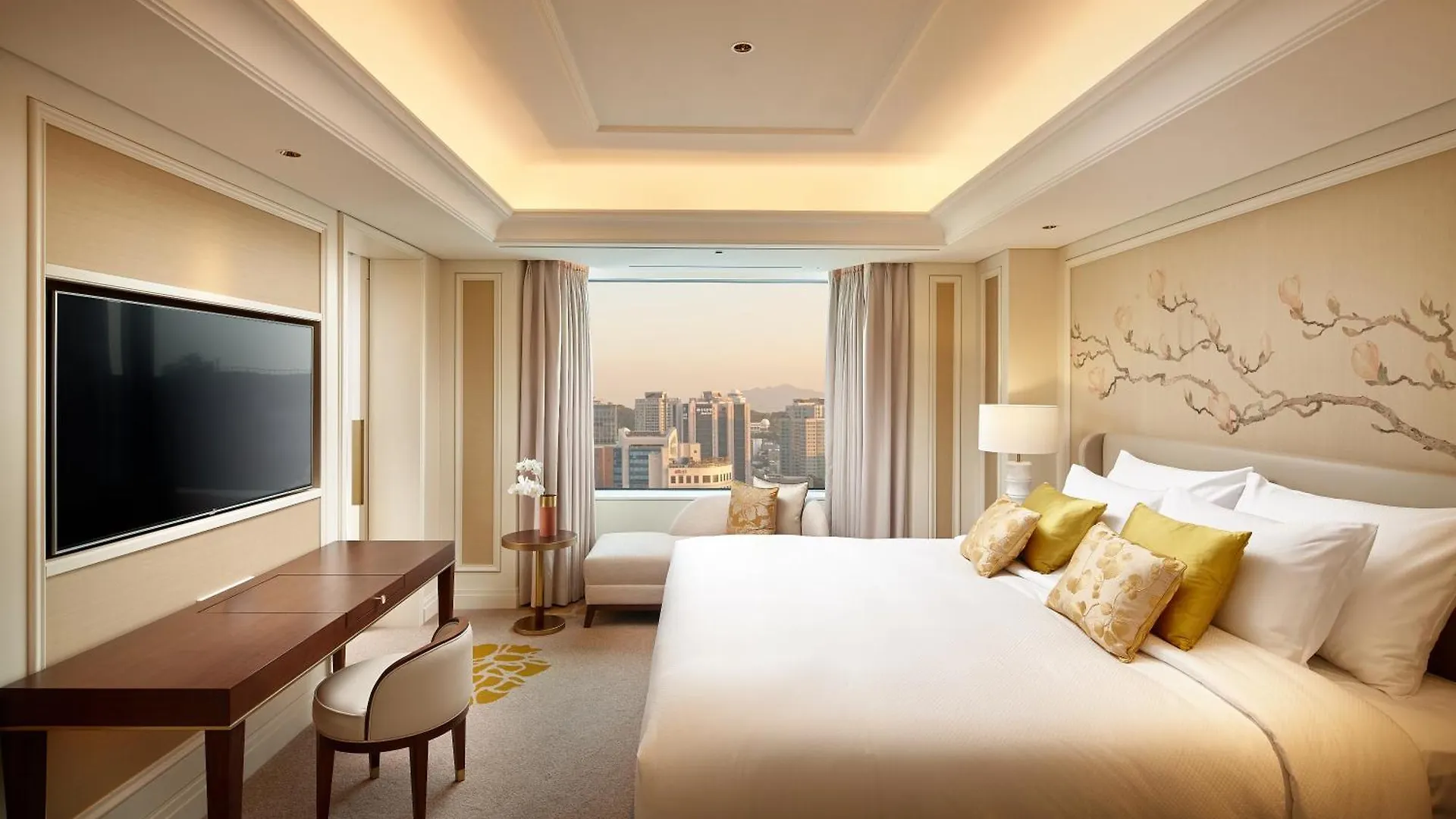 Lotte Hotel Seoul 5*,