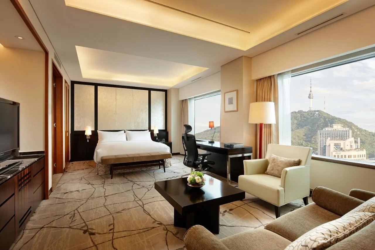 Lotte Hotel Seoel 5*,